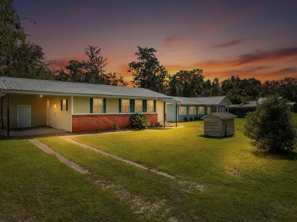 176 Quail Ave, Wewahitchka, FL 32465