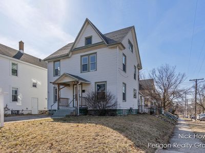 953 Eastern Ave SE, Grand Rapids, MI, 49507