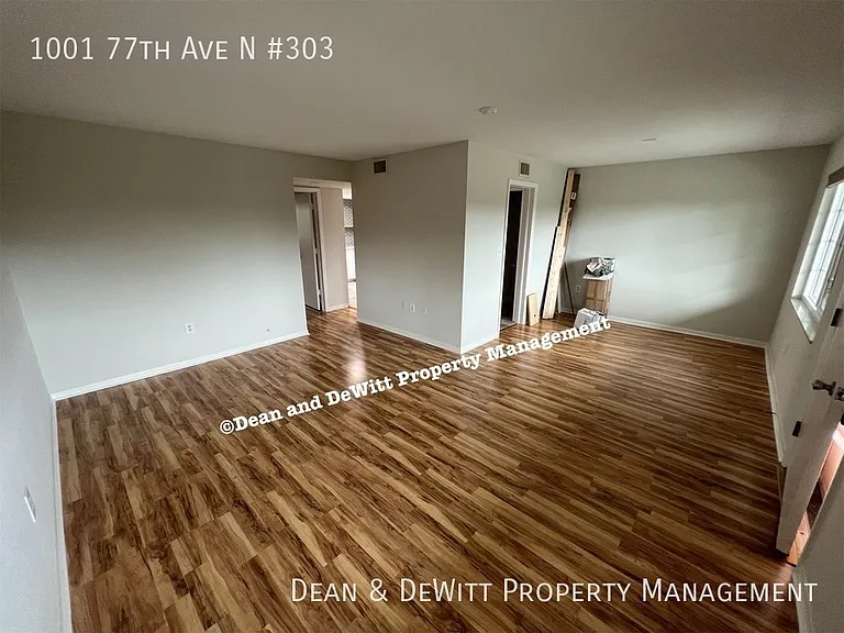 1001 77th Ave N #303 — Photo 9