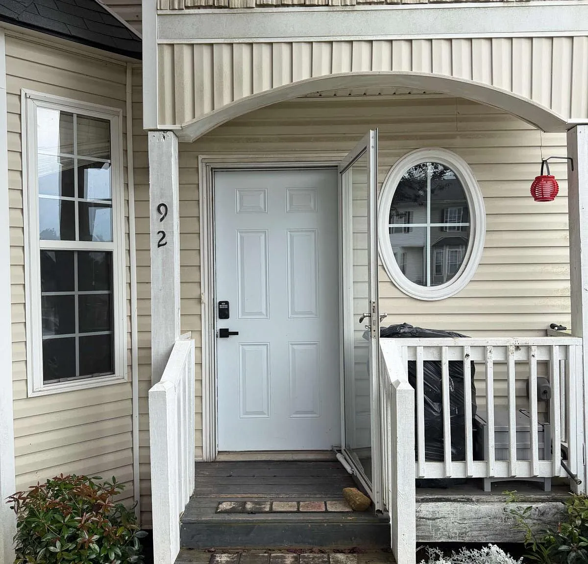 2 bed, 2.0 bath, $1,800 — Photo 2