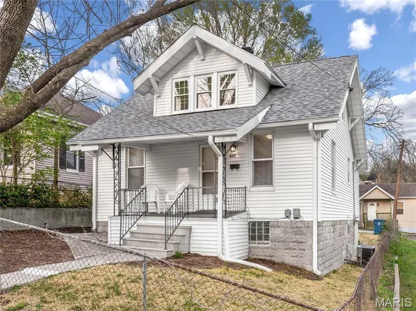 422 S Aurora St, Collinsville, IL 62234