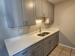 6B E Dundee Quarter Dr UNIT 202, Palatine, IL 60074