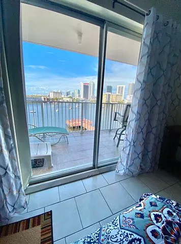 400 Golden Isles Dr #43 — Photo 7