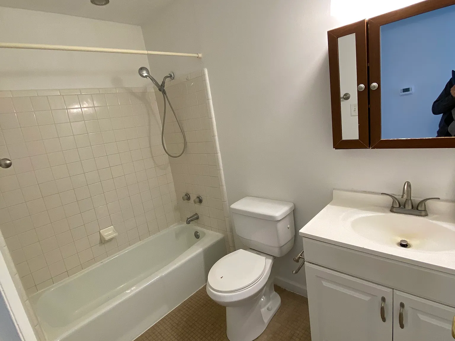3 bed, 1025 sqft, $1,400 — Photo 4