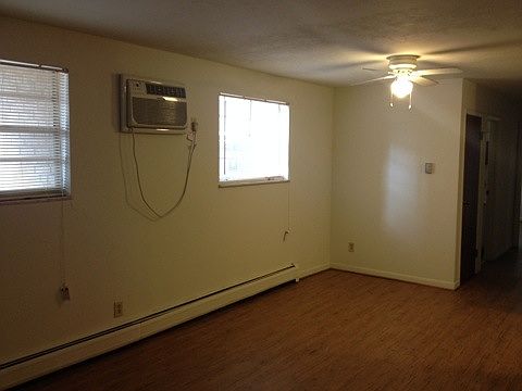 4th image of 505 Ludlow Ave APT 6