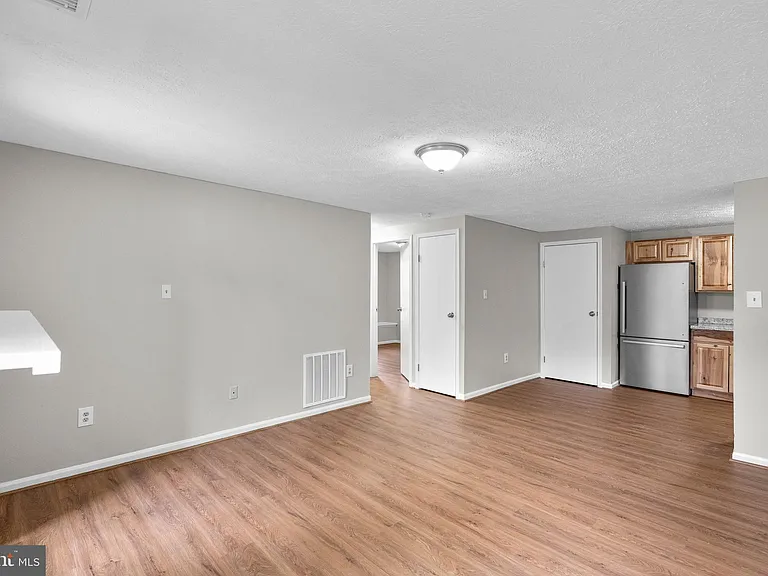 3925 Greencastle Rd #103 — Photo 4