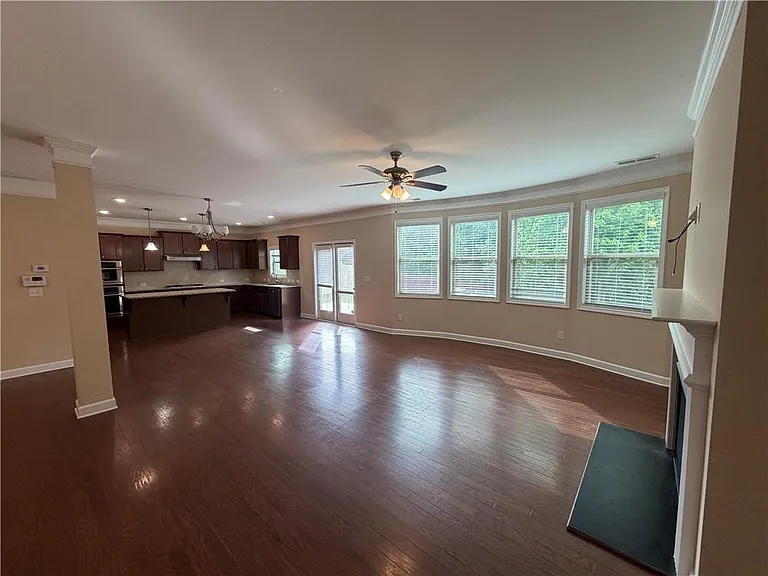 4525 Highfield Dr — Photo 3