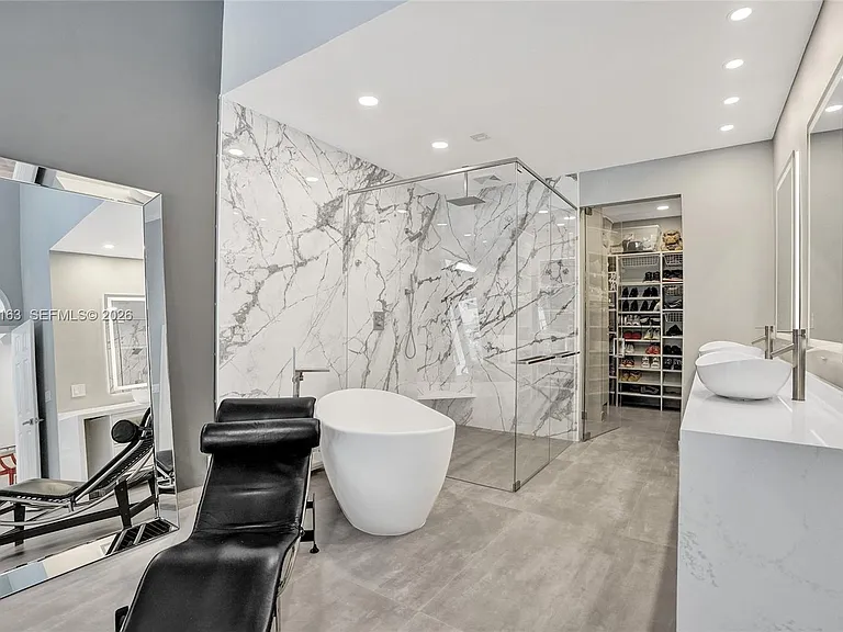 644 W Palm Aire Dr #644 — Photo 33