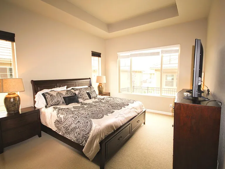 1401 Skyline Dr — Photo 69