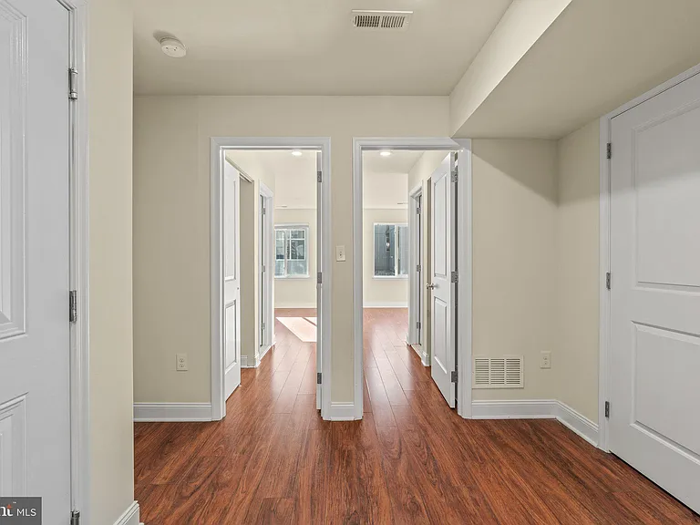 1724 W Master St #C — Photo 19