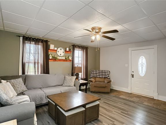 5th image of 404 Hazen Ave