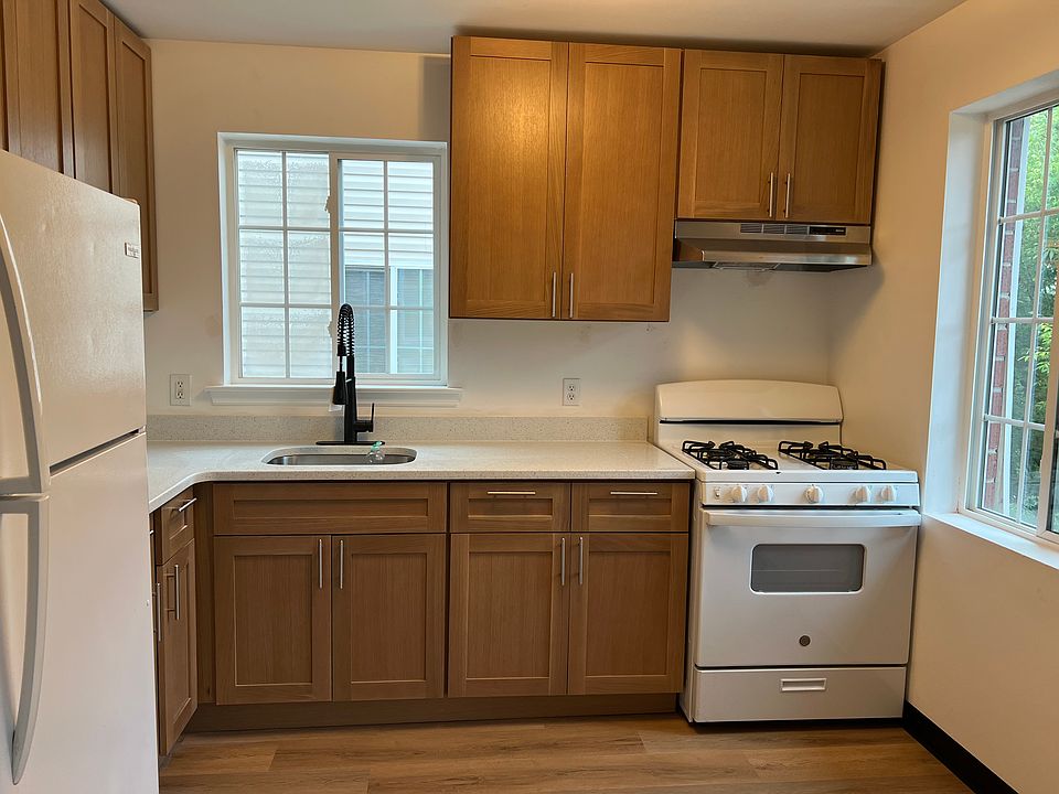 New cabinets with quartz countertop