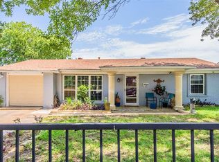 1605 Inglewood Dr, Grand Prairie, TX 75051