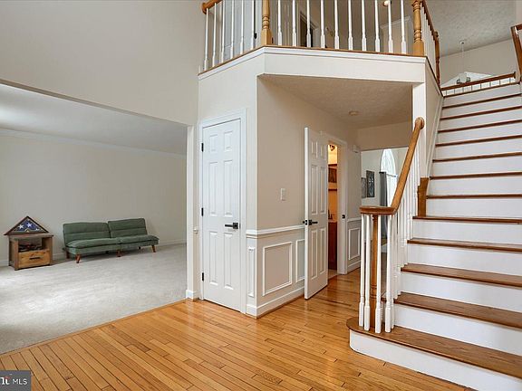 2nd image of 434 Dellcrest Dr