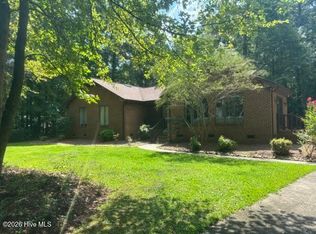 1273 Forest Acres Dr, Greenville, NC 27834