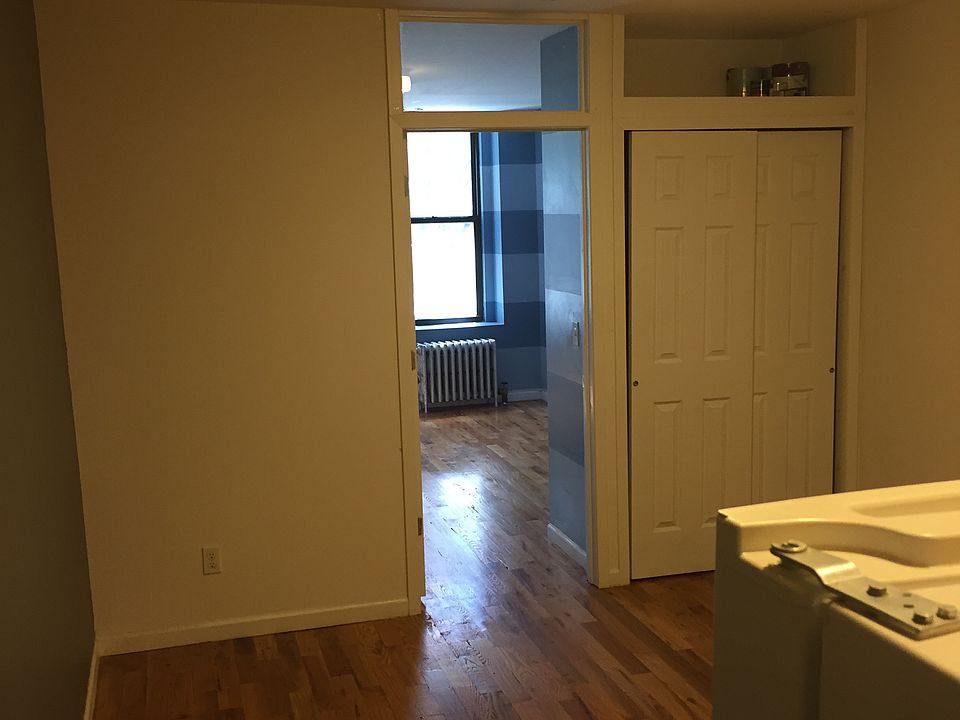 1st image of 233 W 19th St APT 13