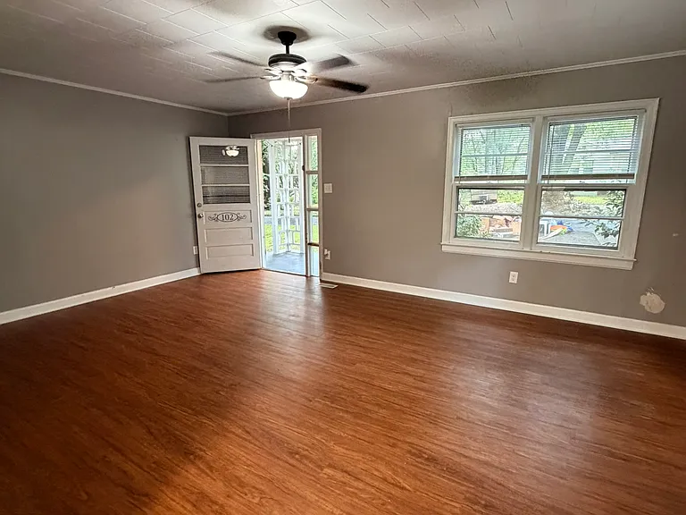 102 Maple St — Photo 7