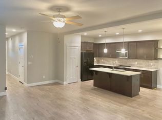 165 NE Overlook Ct UNIT A, Estacada, OR 97023