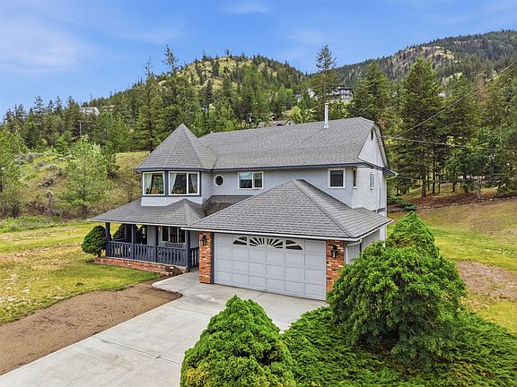 2nd image of 809 Uplands Ct