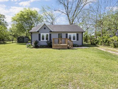 905 Nicholson St, Decherd, TN, 37324