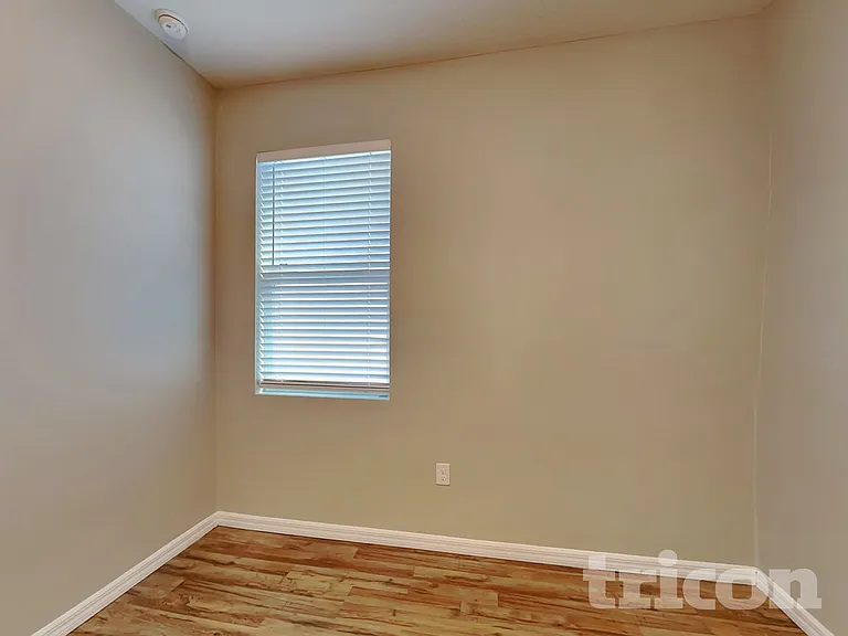 2361 Sanderling St — Photo 11