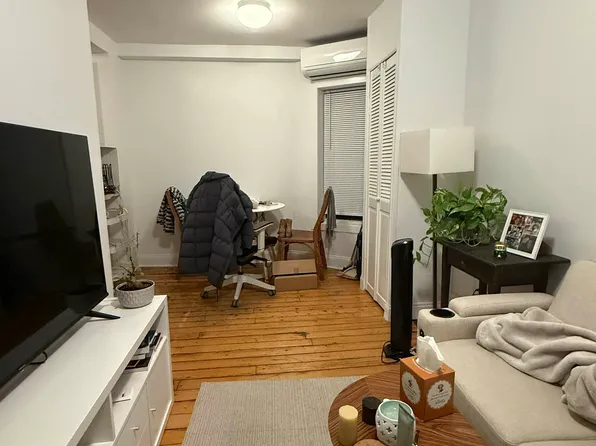 230 Pacific Street image 2 of 12