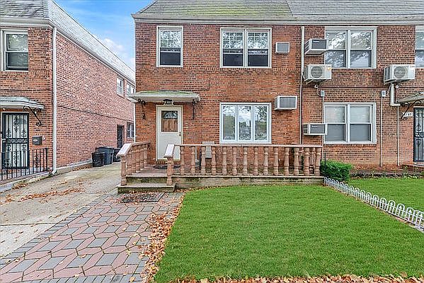 7745 166th St FLOOR 2, Fresh Meadows, NY 11366 | Zillow