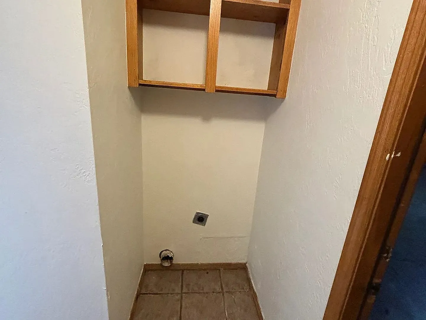 103 Husband Spacious Home for rent — Photo 4