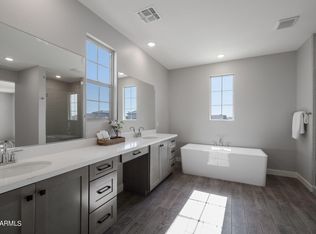 9620 E Rainbow Ave, Mesa, AZ 85212