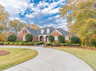 126 Waters Edge Dr NE, Milledgeville, GA 31061