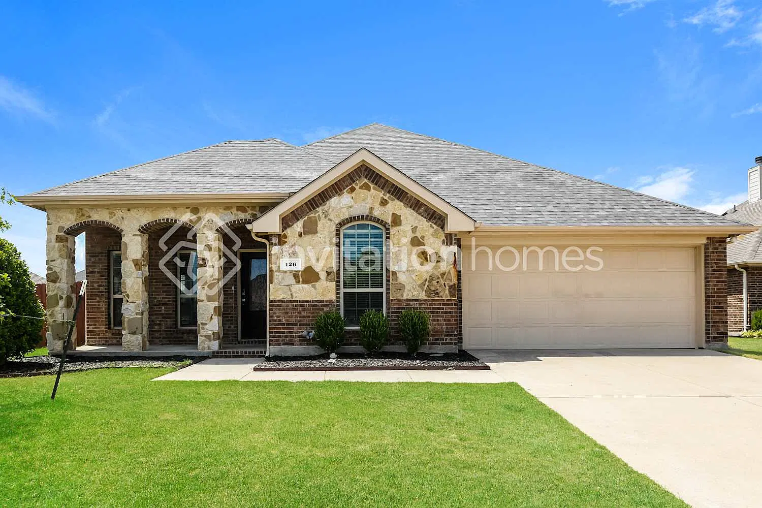 126 Lacy Oak Ln Waxahachie, TX 75165 — Photo 1