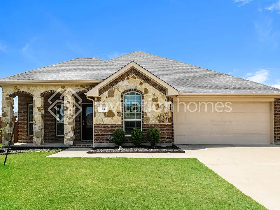 126 Lacy Oak Ln