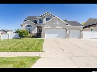 118 W 2400 N, Layton, UT 84041