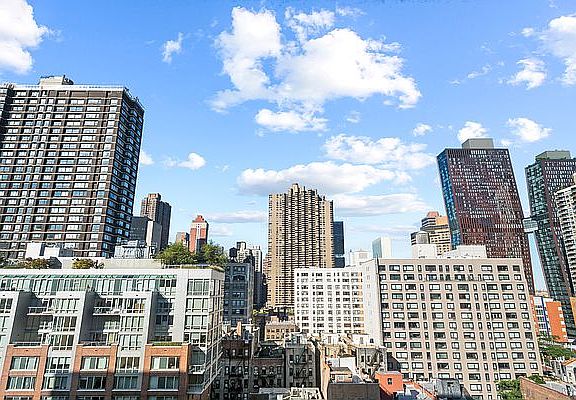5th image of 330 E 33rd St APT 11G