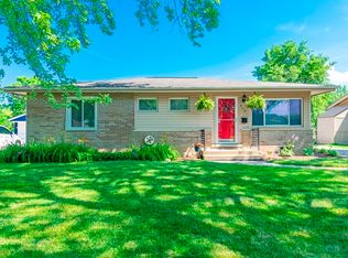 310 E Alden Dr, Addison, IL 60101