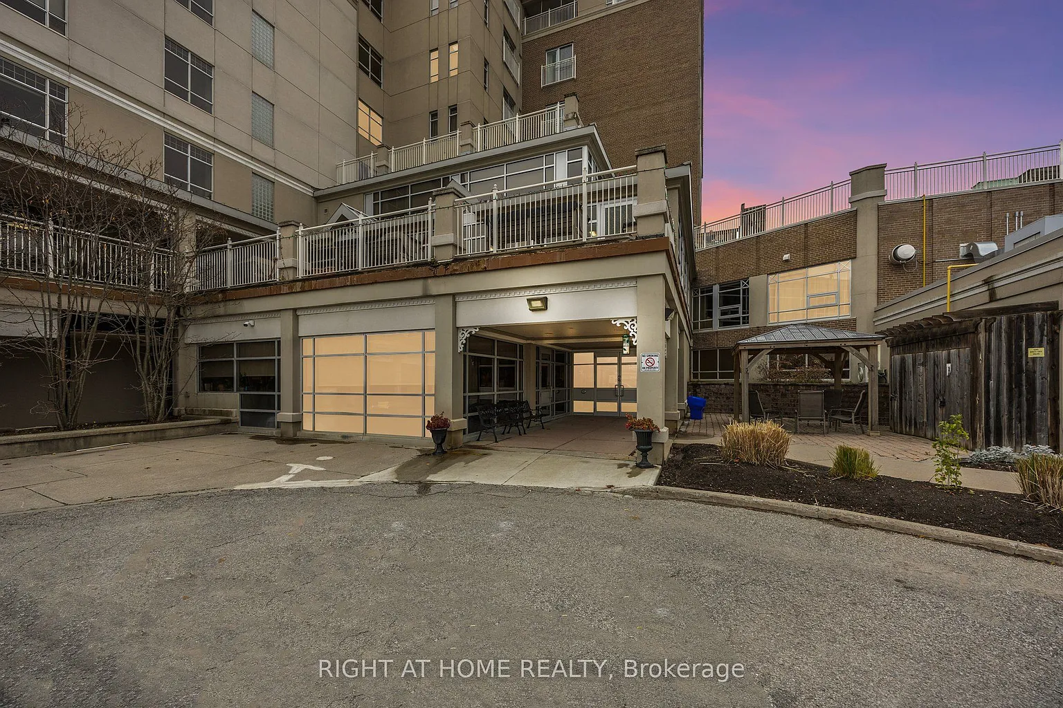 74 Ross St Suite 53 photo 1