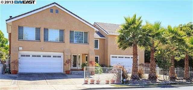 1st image of 40795 Las Palmas Ave