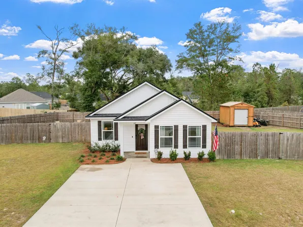 27 John Mills Cir, Sopchoppy, FL 32358