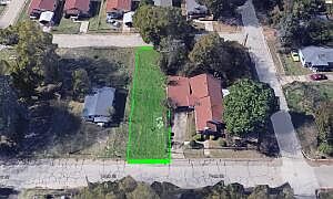 1st image of 719 Park St