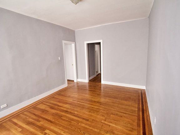 3rd image of 3138 Bailey Ave APT 3F
