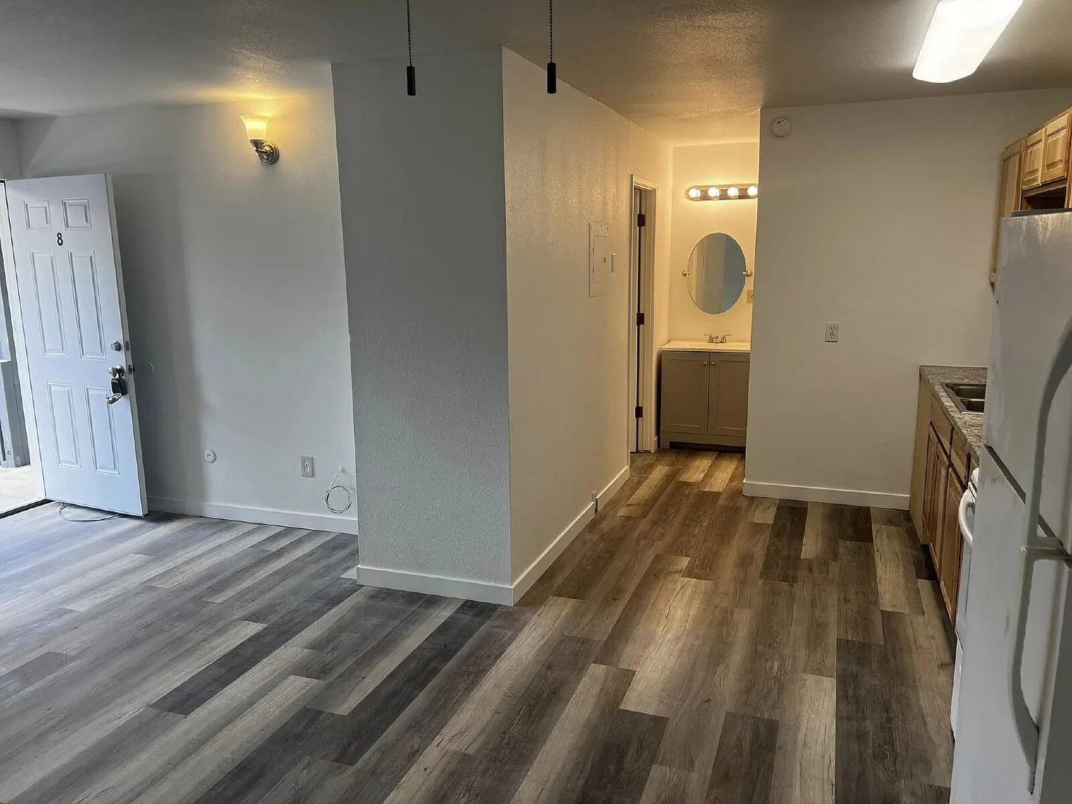 1 bed, 1.0 bath, $950 — Photo 2