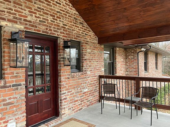 3rd image of 5502 S Briscoe Cir