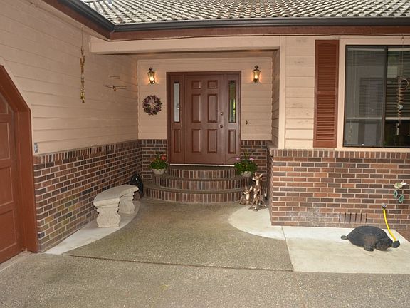 5th image of 6634 Mariposa Ln SE