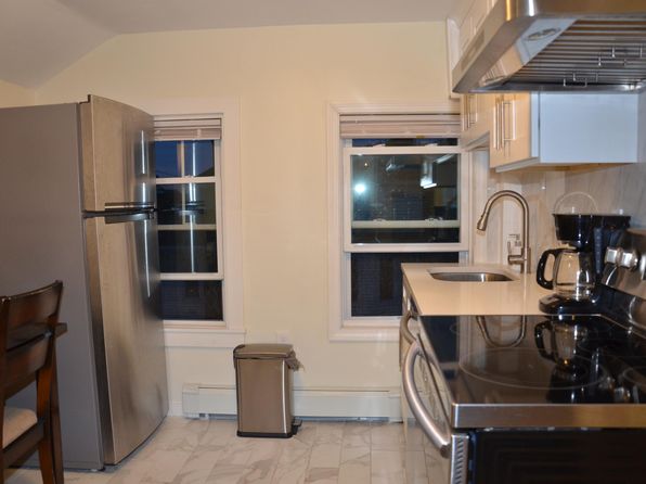 165 Davis St #3