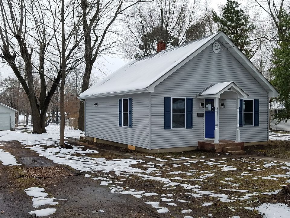 1st image of 311 E James Blvd