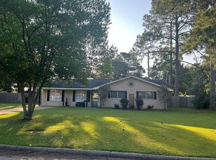 109 Myrick St, Headland, AL 36345