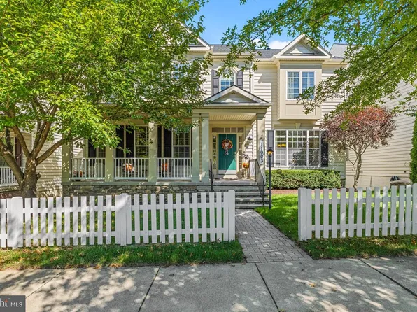 11903 Skylark Rd, Clarksburg, MD 20871