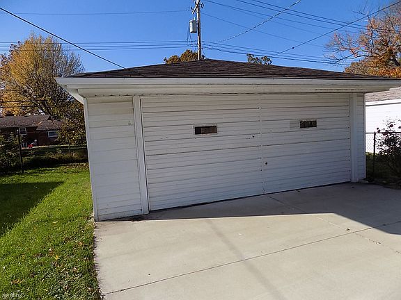 4th image of 6507 N Vernon St