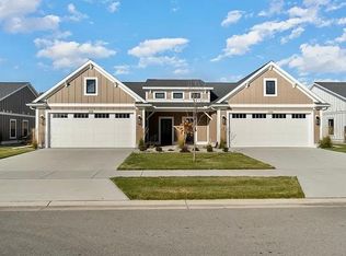 200 Iron Leaf Ct #12, Midland, MI