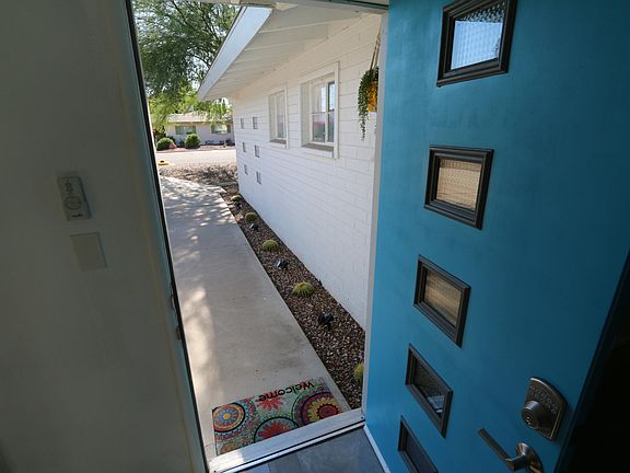 3rd image of 6914 E Earll Dr